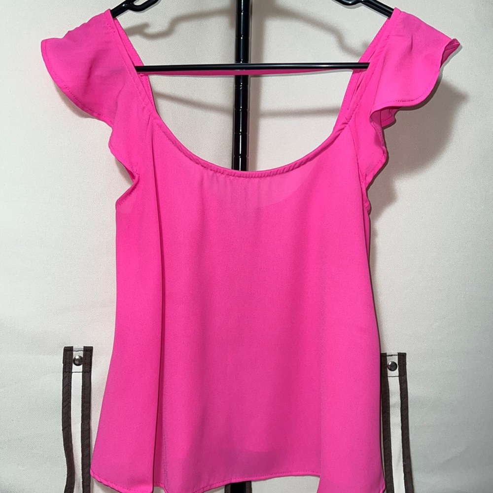 Woman’s Hot Pink Top